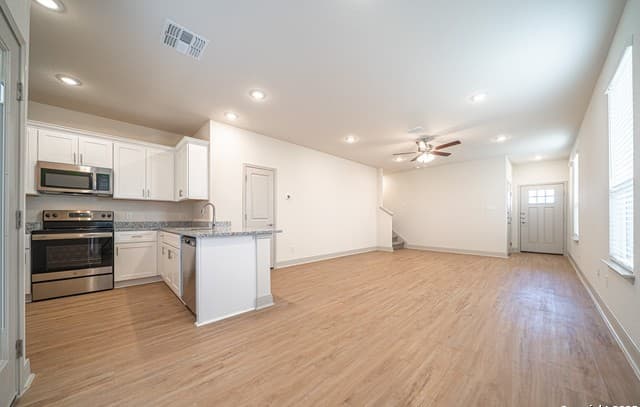 7545 Briarwood Pass Unit 101 — photo 4