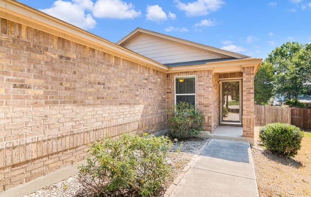 938 Spello Circle — photo 4