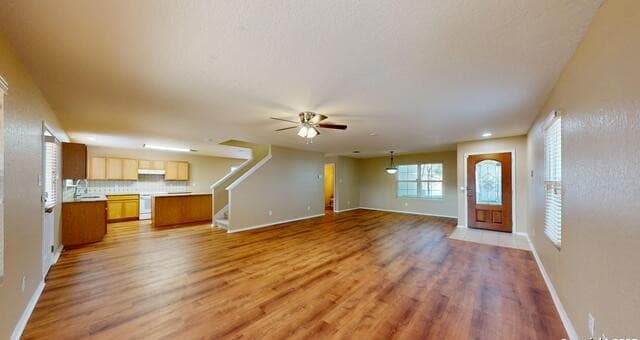 117 Foxglove Pass — photo 4