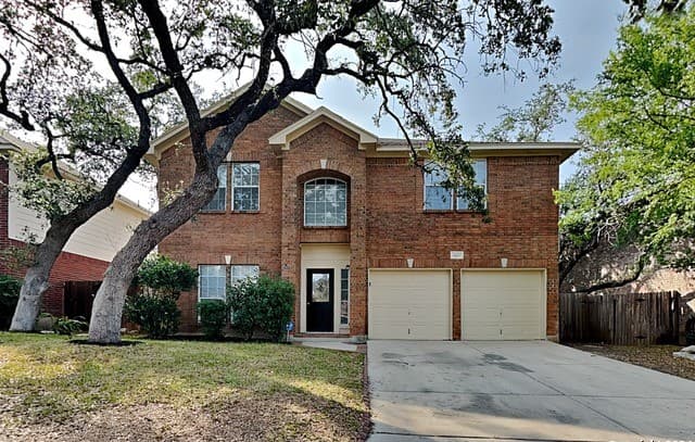 11627 White Cross — photo 1