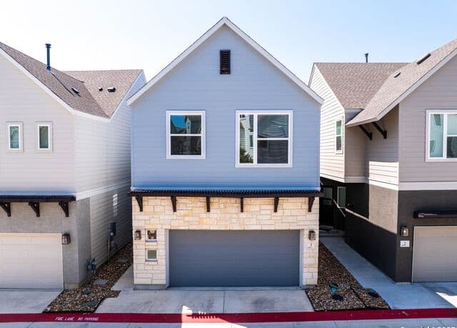 5843 Whitby Unit UNIT 3 — photo 4