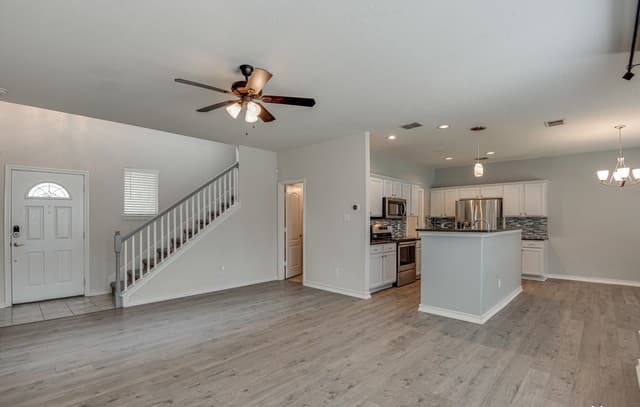 8439 Blackstone Cove — photo 5