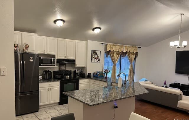 6011 Forest Rdg — photo 3