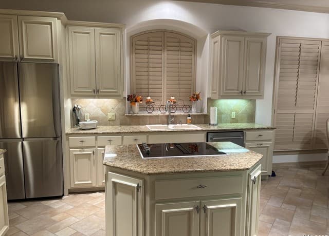 131 Westcourt Ln — photo 5