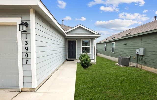 13907 Silos Meadows — photo 2