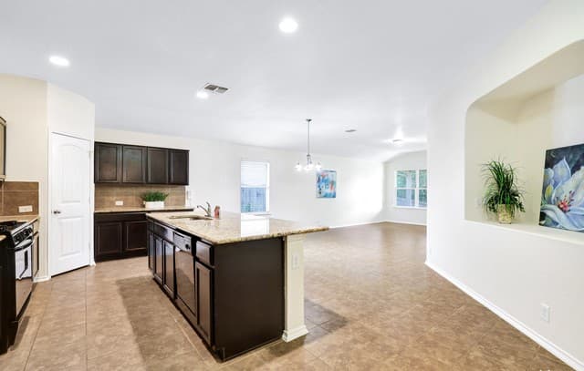 8318 Pioneer — photo 4