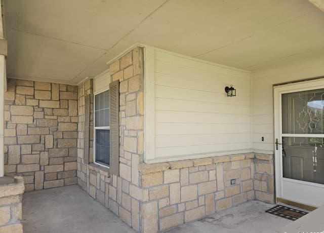 204 N Willow Way — photo 2