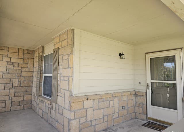 204 N Willow Way — photo 3