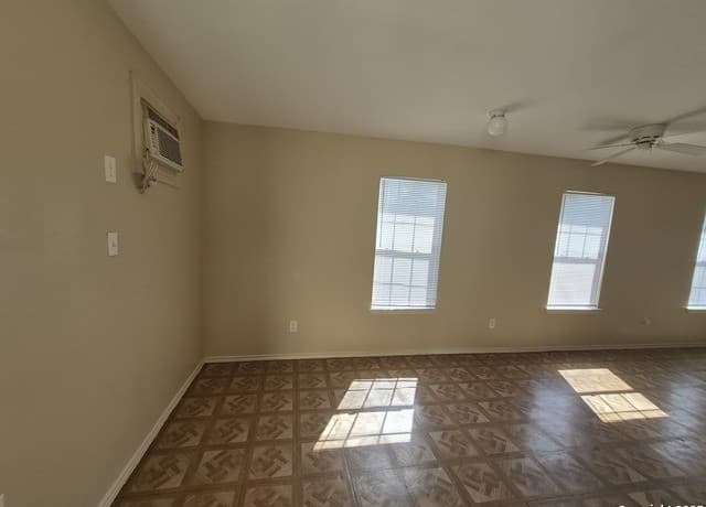 1016 Blanco Rd. Unit 203 — photo 2