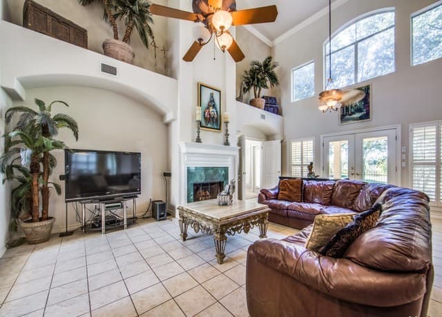 643 Hillsong — photo 5