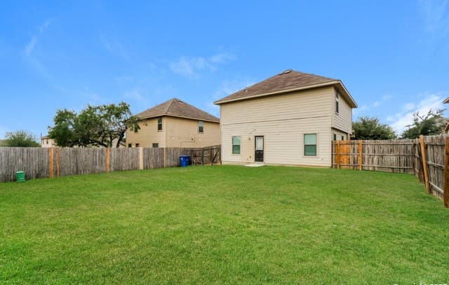 10610 Hunters Pond — photo 3