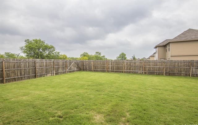 10610 Hunters Pond — photo 4