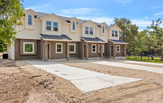 1-bedroom rental at 529 Lone Shadow Unit A in Spring Branch, TX — photo 2
