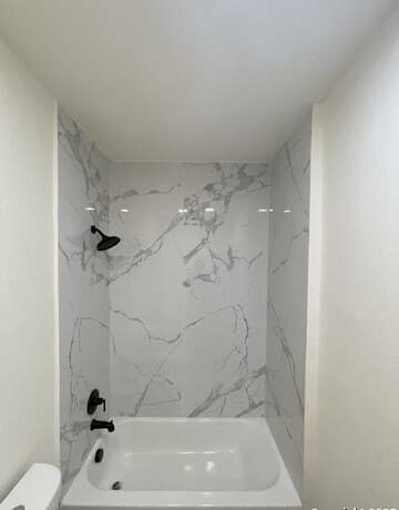3-bedroom rental at 610 Pecan Valley in San Antonio, TX — photo 2