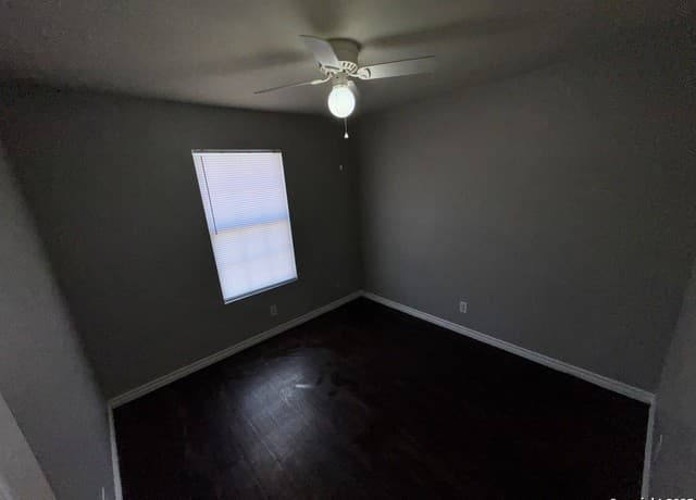 830 W Hutchins Unit 11 — photo 4