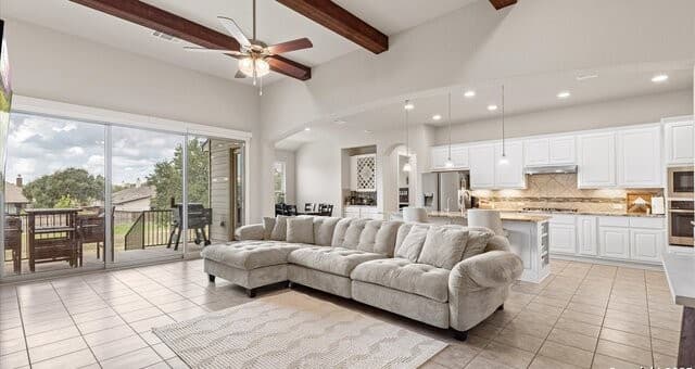 270 Lilly Bluff — photo 2