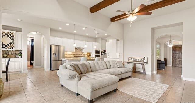 270 Lilly Bluff — photo 3