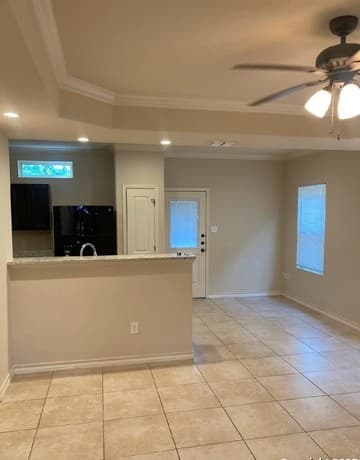 7030 Lakeview Unit 102 — photo 2