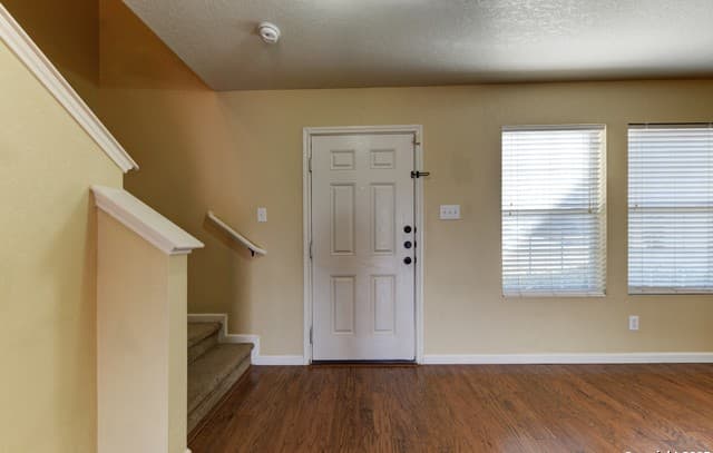 7927 Horse Holw — photo 3