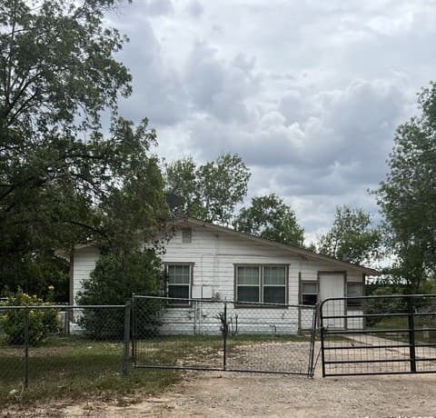 118 County Road 6715 — photo 2