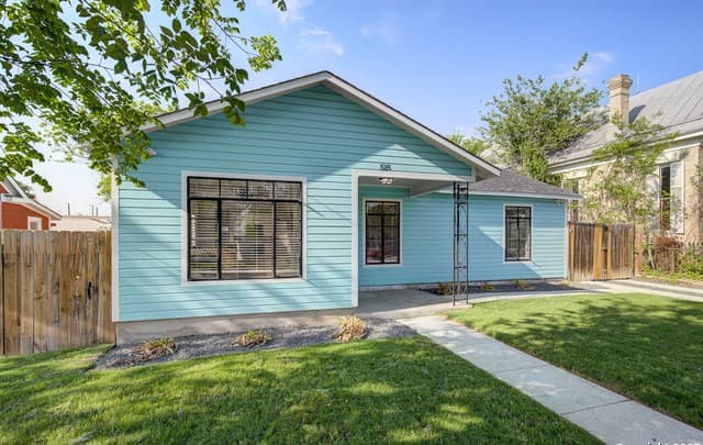 515 Nolan — photo 3