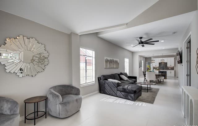 515 Nolan — photo 5