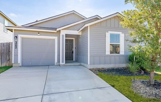 3232 Onion Creek — photo 4