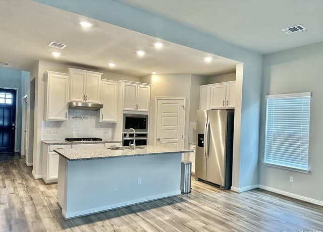 1519 Argon Way — photo 4