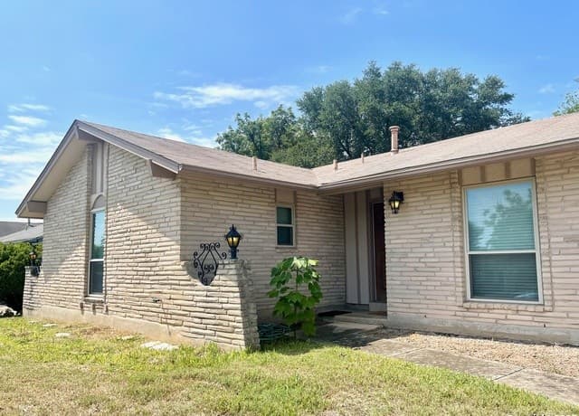 6714 Straw Flower St — photo 3