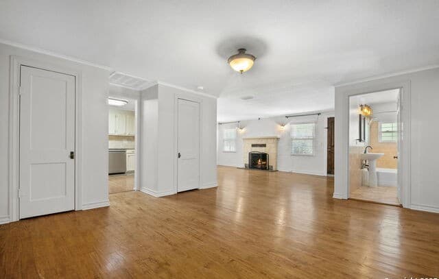 225 North — photo 2