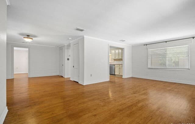 225 North — photo 3