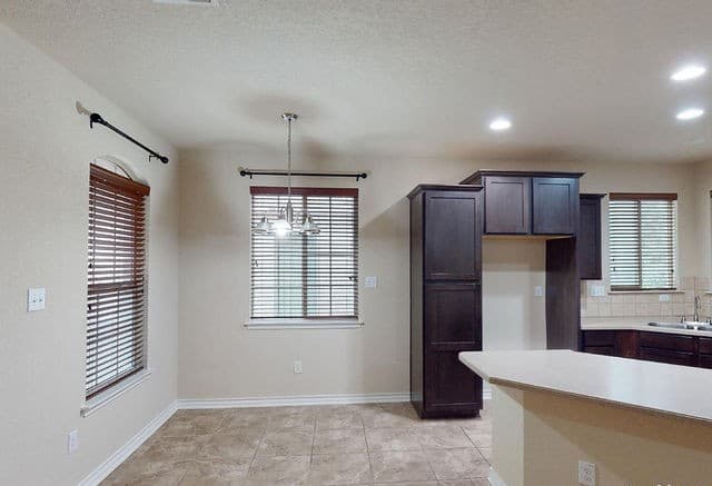 1239 Tweed Willow — photo 5