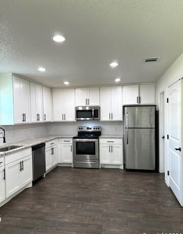 15118 Settlers Trail — photo 3