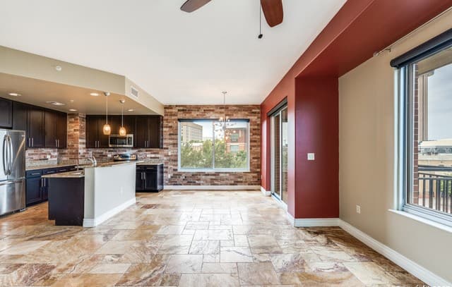 215 N Center St Unit APT 307 — photo 1