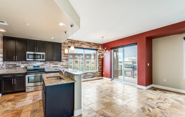 215 N Center St Unit APT 307 — photo 4