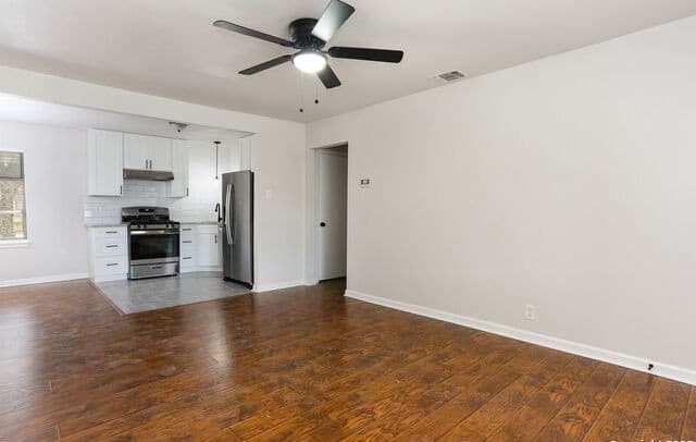 151 Pilgrim — photo 5