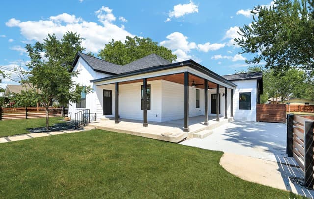 2425 Monterey St — photo 4