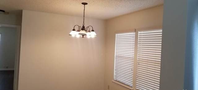 8435 Forest Ridge — photo 3