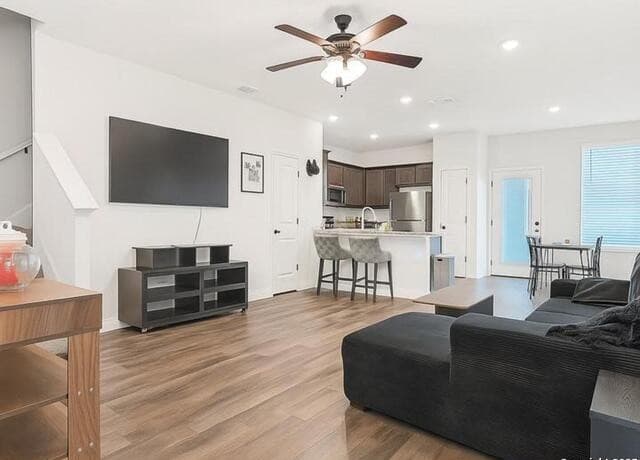 13822 Enzo Gate Unit 102 — photo 2