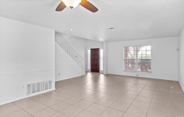 25002 Silverstone — photo 4