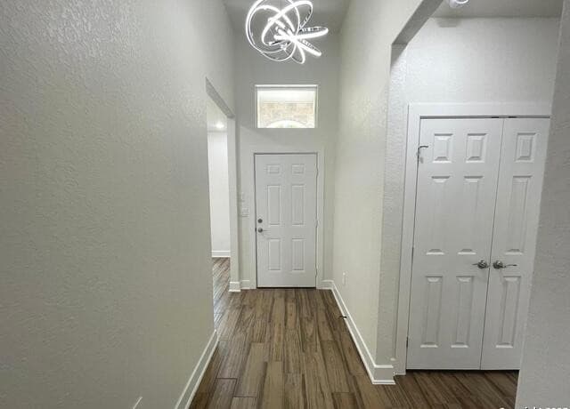 2115 SW 19th — photo 2