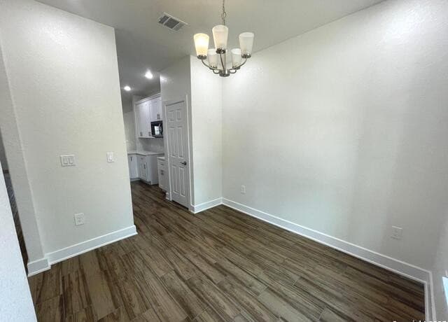 2115 SW 19th — photo 3