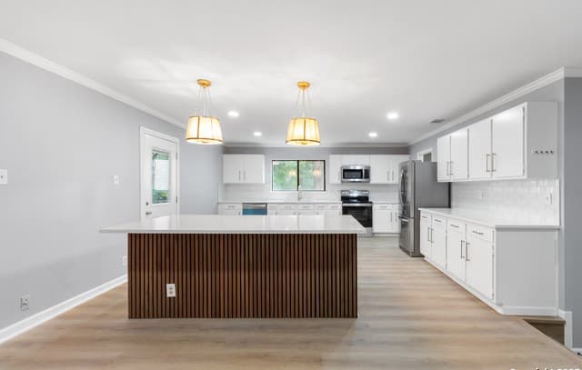 10222 Eagle Bluff — photo 5