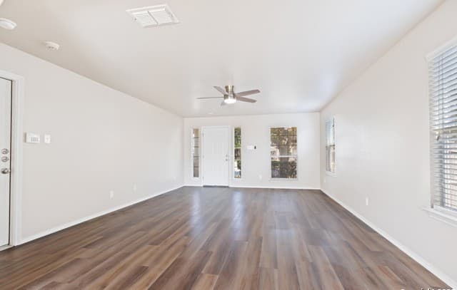 8968 Scarlet Creek — photo 4