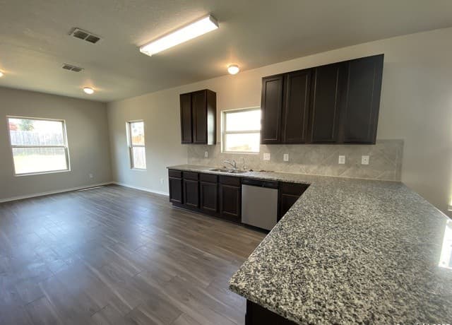 10822 Randolph Way — photo 5