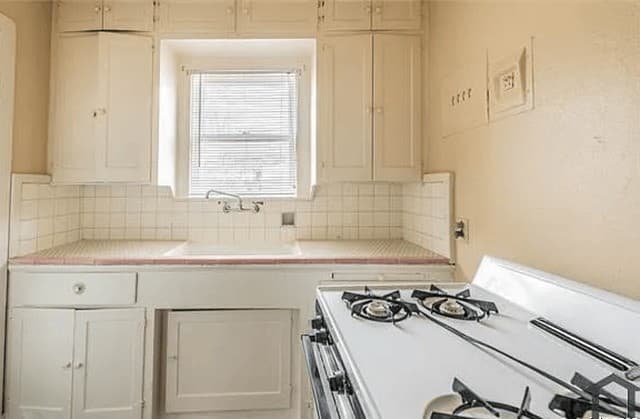 503 Fulton Ave — photo 3