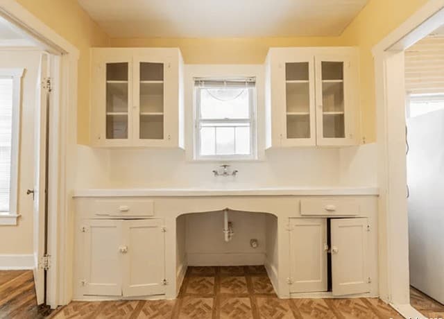 631 E Ashby — photo 3