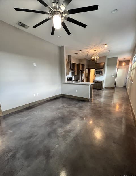 1542 N Alamo Unit 104 — photo 5