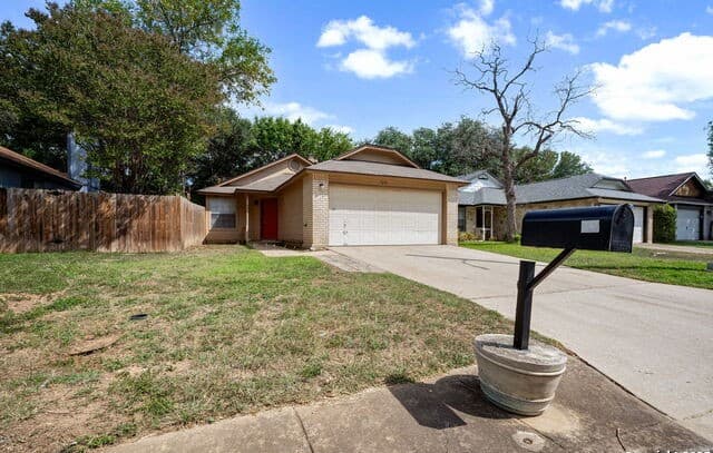 7272 Hardesty — photo 2