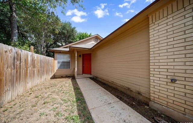 7272 Hardesty — photo 5